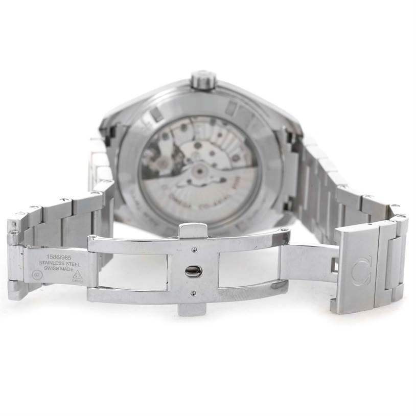 The image shows the back view and clasp mechanism of the Omega Aqua Terra 231.10.42.21.01.001 Men
s Stainless Steel Black Dial 231.10.42.21.01.001 Men
s Stainless Steel Black Dial watch with its stainless steel bracelet.