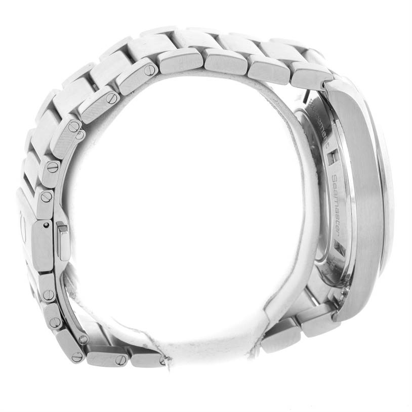 The image shows a side view of the Omega Aqua Terra 231.10.42.21.01.001 Men
s Stainless Steel Black Dial 231.10.42.21.01.001 Men
s Stainless Steel Black Dial watch, focusing on its metal bracelet and case.