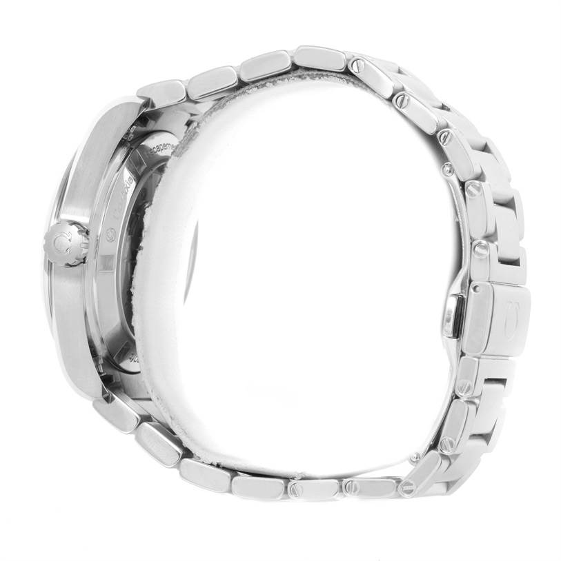 The image shows the side profile of an Omega Aqua Terra 231.13.39.21.02.001 Men
s Stainless Steel Silver Dial 231.13.39.21.02.001 Men
s Stainless Steel Silver Dial watch, highlighting the stainless steel bracelet and the watch crown.