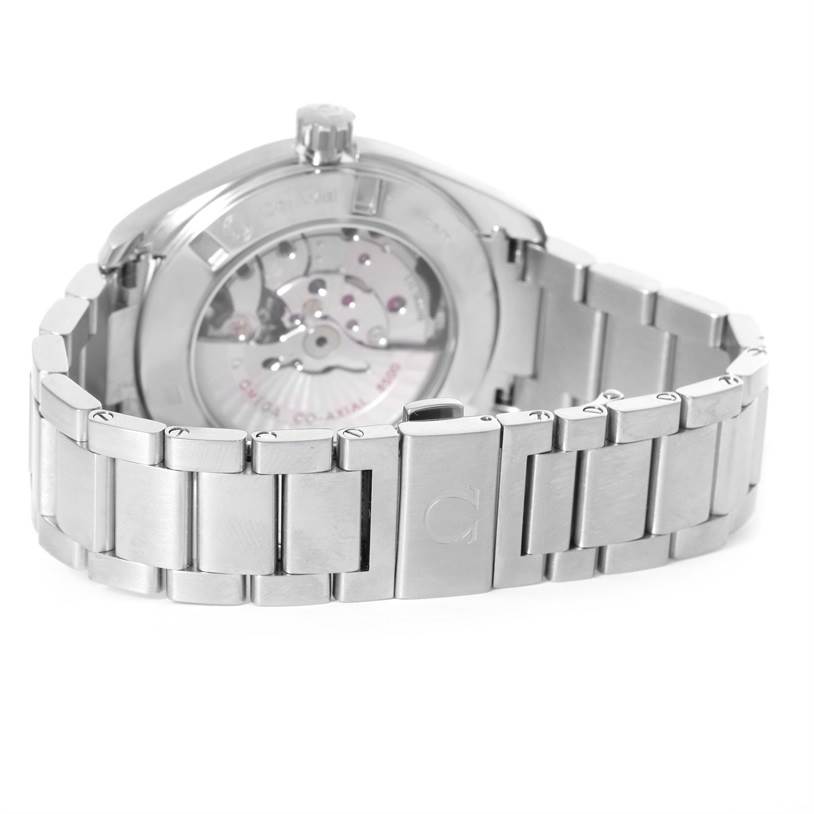 The image shows the back view of an Omega Aqua Terra 231.10.42.21.03.001 Men
s Stainless Steel Silver Dial 231.10.42.21.03.001 Men
s Stainless Steel Silver Dial watch, highlighting the stainless steel bracelet and transparent case back.