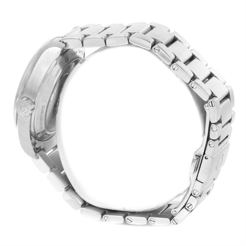 The image shows an Omega Aqua Terra 231.10.39.21.06.001 Men
s Stainless Steel Grey Dial 231.10.39.21.06.001 Men
s Stainless Steel Grey Dial watch from a side view, highlighting its metal bracelet and part of the watch case.