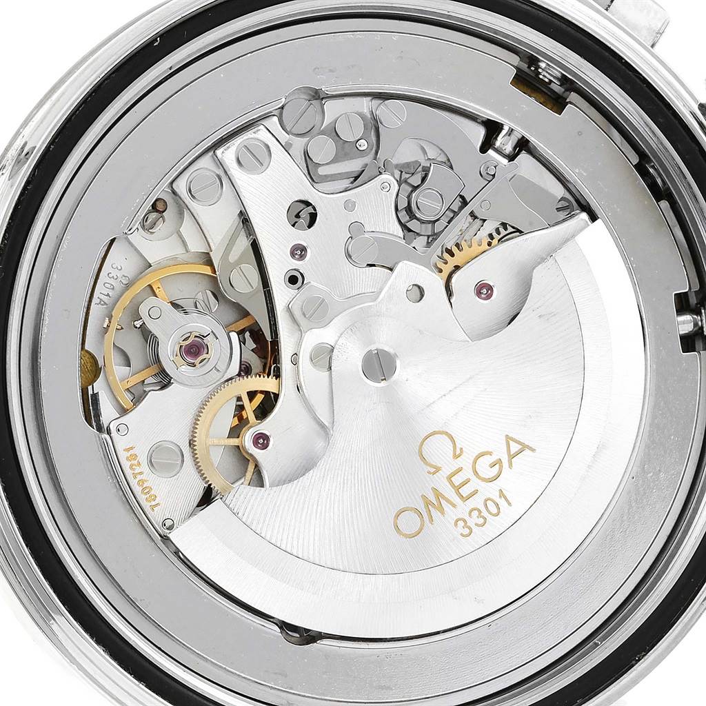 This image shows the movement mechanism of the Omega Aqua Terra 2512.50.00 Men's Stainless Steel Black Dial 2512.50.00 Men's Stainless Steel Black Dial watch, focusing on its intricate internal components.
