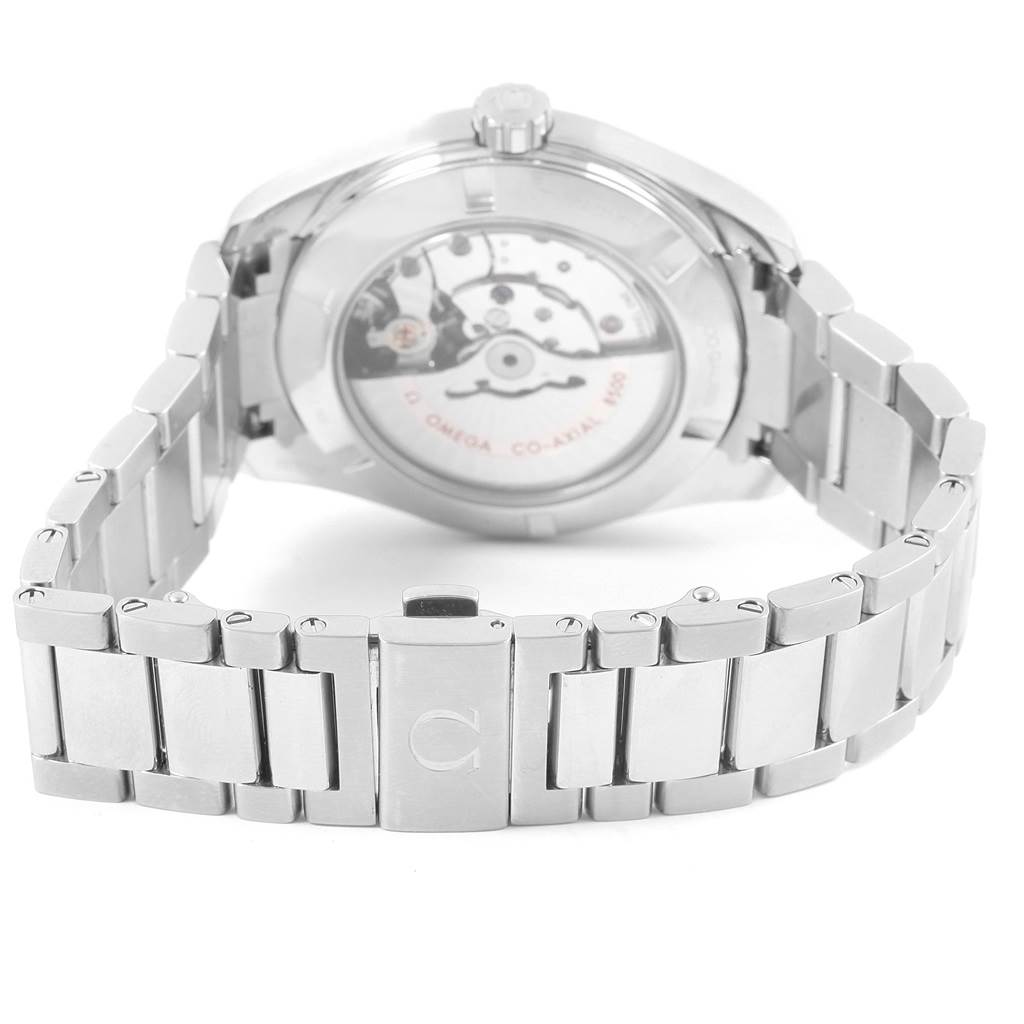 The image shows the back view and the bracelet of an Omega Aqua Terra 231.10.42.21.02.001 Men
s Stainless Steel Silver Dial 231.10.42.21.02.001 Men
s Stainless Steel Silver Dial watch, highlighting its stainless steel links and clasp.