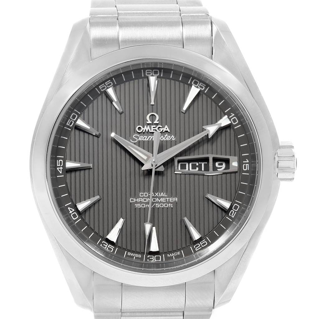 This image shows a front view of the Omega Aqua Terra 231.10.43.22.06.001 Men's Stainless Steel Grey Dial 231.10.43.22.06.001 Men's Stainless Steel Grey Dial watch, highlighting the dial, date window, and metal bracelet.