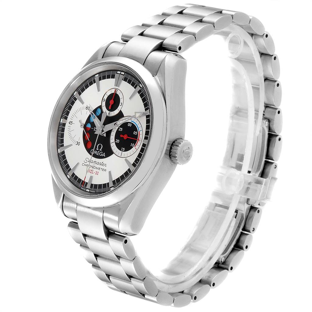 This image shows the Omega Aqua Terra 2513.30.00 Men
s Stainless Steel Silver Dial 2513.30.00 Men
s Stainless Steel Silver Dial watch from an angled side view, highlighting its face, crown, and stainless steel bracelet.