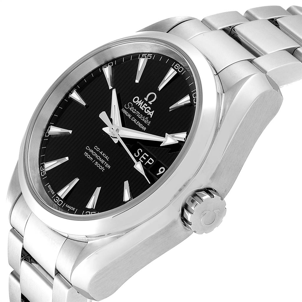 This is an Omega Aqua Terra 231.10.39.22.01.001 Men's Stainless Steel Black Dial 231.10.39.22.01.001 Men's Stainless Steel Black Dial watch shown from an angle highlighting its face, bezel, crown, and bracelet.