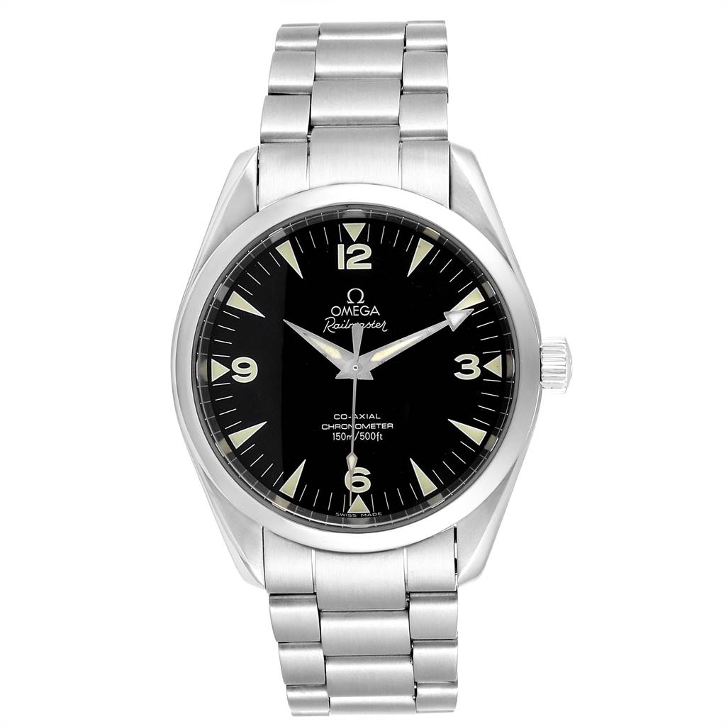 This image shows a front view of the Omega Aqua Terra 2503.52.00 Men
s Stainless Steel Black Dial 2503.52.00 Men
s Stainless Steel Black Dial watch, displaying its face, bezel, crown, and metal bracelet.