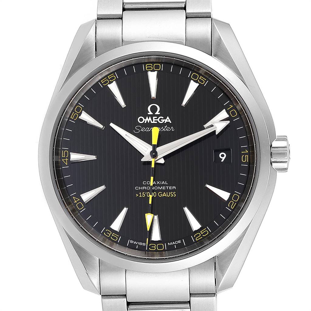 The image shows a front view of the Omega Aqua Terra 231.10.42.21.01.002 Men
s Stainless Steel Black Dial 231.10.42.21.01.002 Men
s Stainless Steel Black Dial watch, highlighting the dial, hands, date window, and part of the bracelet.