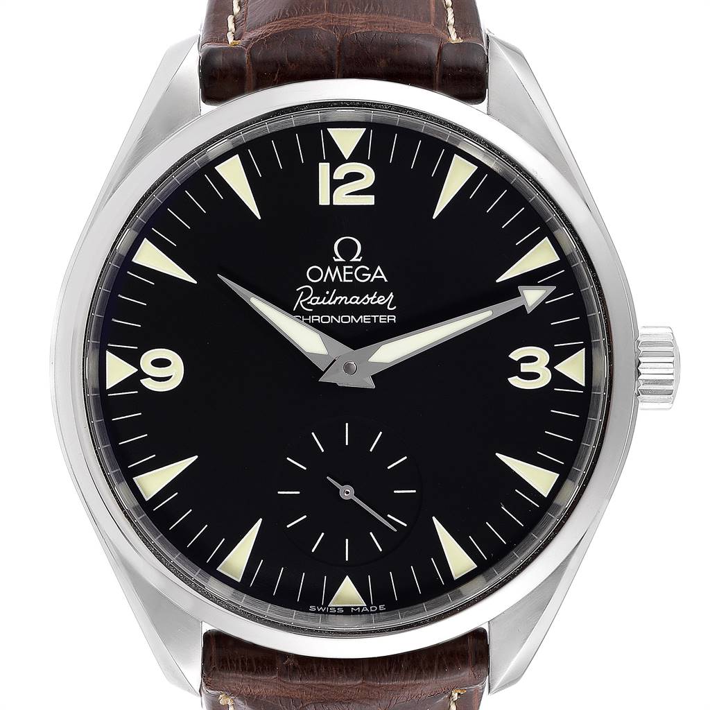 The image shows a front view of the Omega Aqua Terra 2806.52.37 Men
s Stainless Steel Black Dial 2806.52.37 Men
s Stainless Steel Black Dial Railmaster watch, featuring its face, hands, and leather strap.