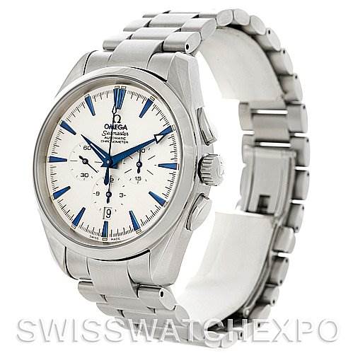 The image shows a side angle of the Omega Aqua Terra 2512.30 Men
s Stainless Steel Silver Dial 2512.30 Men
s Stainless Steel Silver Dial watch, highlighting its face, crown, and stainless steel bracelet.