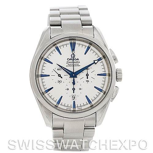 The image shows a frontal view of an Omega Aqua Terra 2512.30 Men
s Stainless Steel Silver Dial 2512.30 Men
s Stainless Steel Silver Dial watch, displaying its dial, hands, crown, and bracelet.