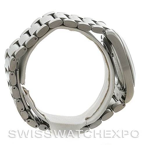 The image shows a side view of the Omega Aqua Terra 2504.52 Men
s Stainless Steel Black Dial 2504.52 Men
s Stainless Steel Black Dial watch, focusing on the bracelet and the case profile.