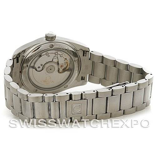 The image shows the back view of the Omega Aqua Terra 2504.52 Men
s Stainless Steel Black Dial 2504.52 Men
s Stainless Steel Black Dial watch, displaying its transparent case back and metal bracelet.