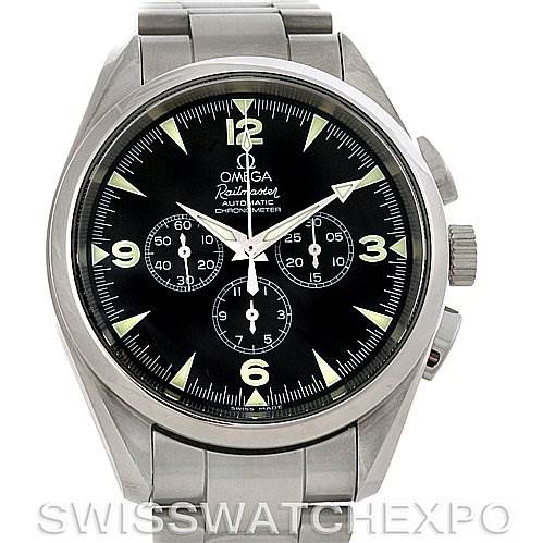 The image shows the front view of an Omega Aqua Terra 2512.52 Men
s Stainless Steel Black Dial 2512.52 Men
s Stainless Steel Black Dial watch, highlighting its dial, bezel, and stainless steel bracelet.
