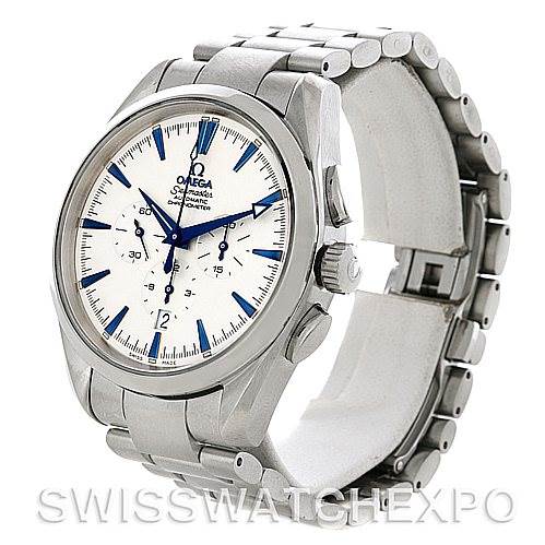 The image shows the front and side angle of an Omega Aqua Terra 2512.30 Men
s Stainless Steel Silver Dial 2512.30 Men
s Stainless Steel Silver Dial watch, displaying its face, bezel, crown, and bracelet.