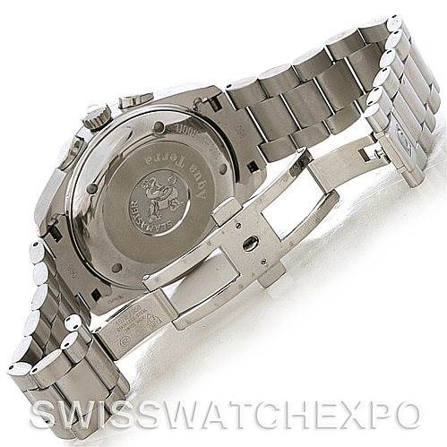 This image shows the back and partially open clasp of the Omega Aqua Terra 2512.30 Men
s Stainless Steel Silver Dial 2512.30 Men
s Stainless Steel Silver Dial watch, highlighting the bracelet and case back.