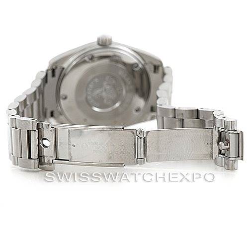 The image shows the back and partially opened clasp of the Omega Aqua Terra 2518.30.00 Men
s Stainless Steel Silver Dial 2518.30.00 Men
s Stainless Steel Silver Dial watch, with a view of the bracelet and case back.