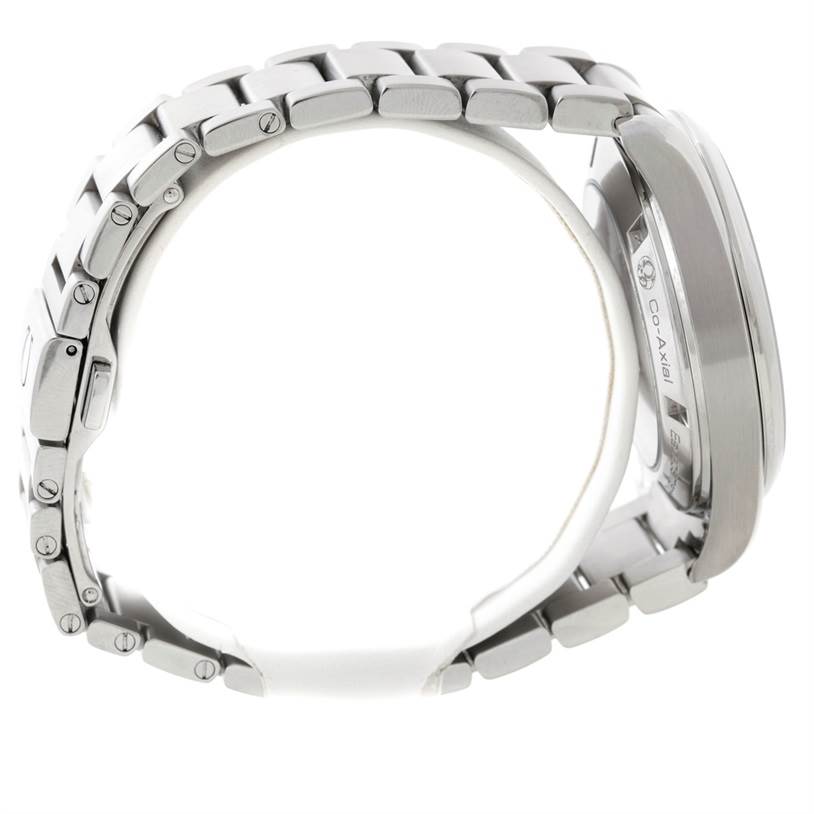 The image shows a side view of the Omega Aqua Terra 231.10.42.21.03.001 Men
s Stainless Steel Blue Dial 231.10.42.21.03.001 Men
s Stainless Steel Blue Dial watch, displaying its metal bracelet and side case.