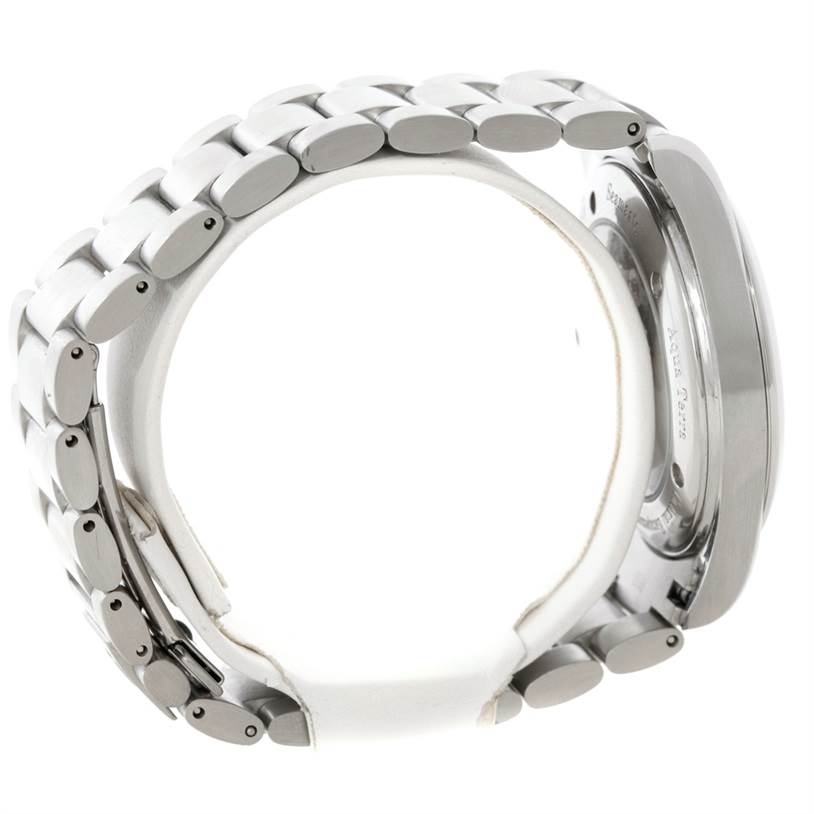 This image shows the side view of the Omega Aqua Terra 2502.30.00 Men
s Stainless Steel Blue Dial 2502.30.00 Men
s Stainless Steel Blue Dial watch, focusing on the stainless steel bracelet and part of the case back.