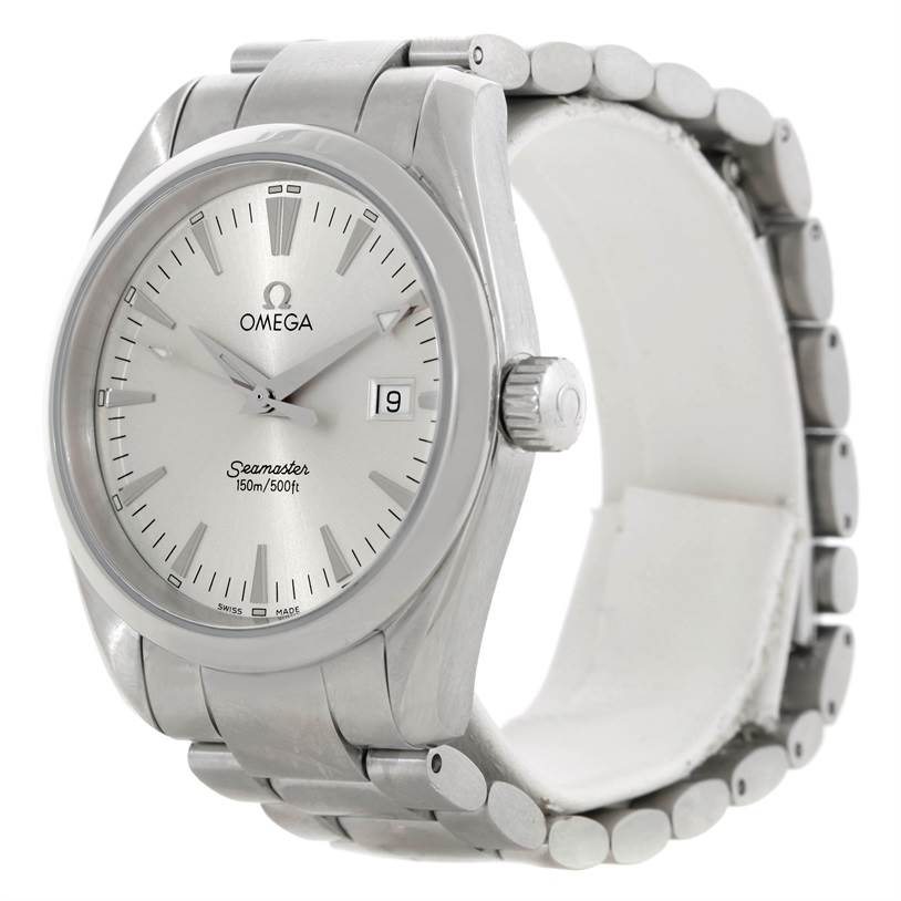 The image shows an Omega Aqua Terra 2518.30.00 Men
s Stainless Steel Silver Dial 2518.30.00 Men
s Stainless Steel Silver Dial watch at a slight angle, displaying the face, bezel, crown, and metal bracelet.