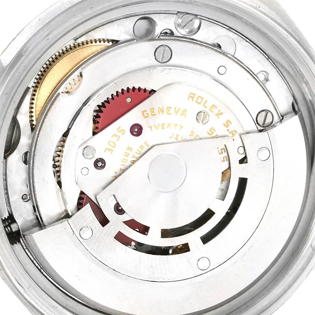 The image shows the internal mechanics of a Rolex Vintage Collection 16013 Men's Stainless Steel White Dial 16013 Men's Stainless Steel White Dial model watch from a top-down angle.