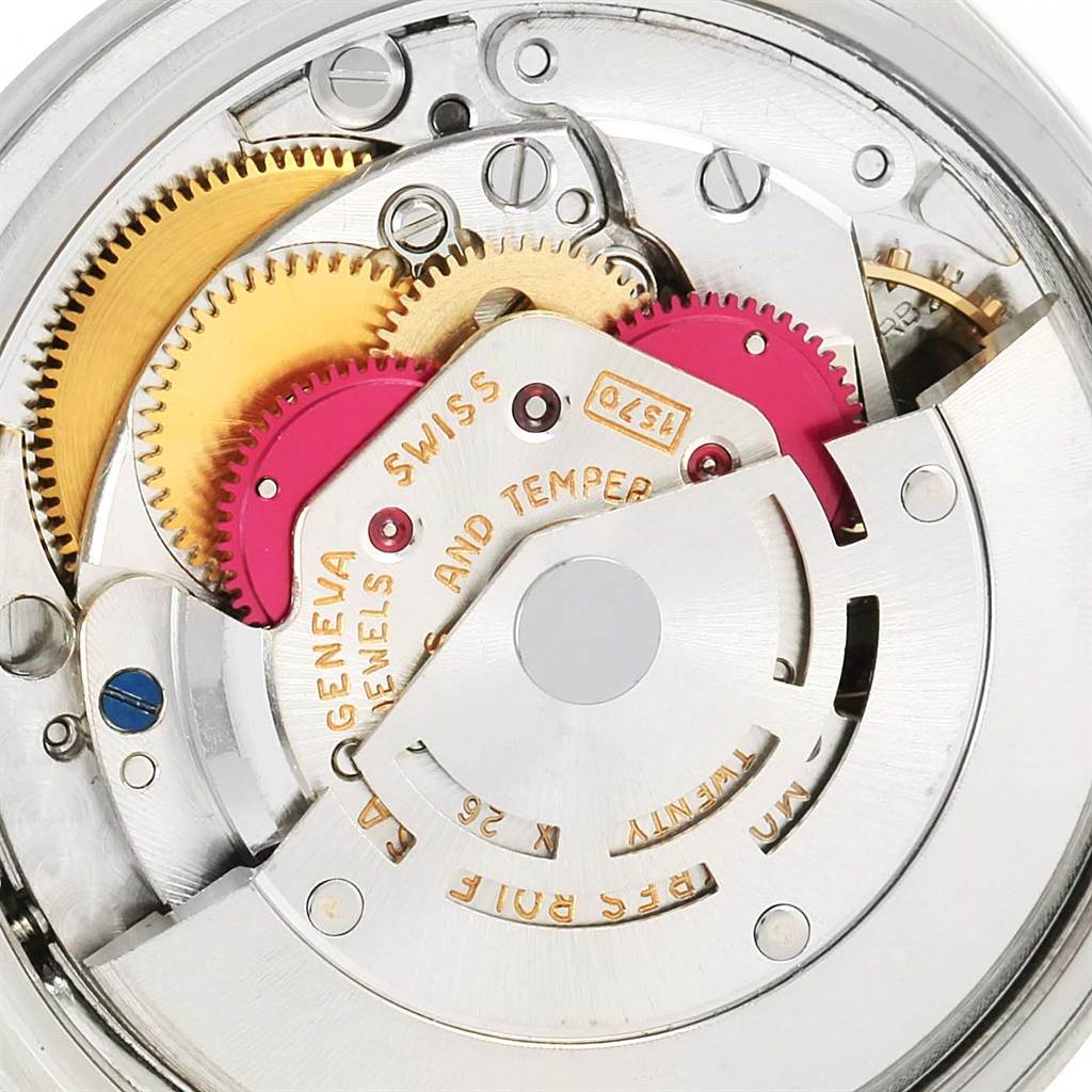 This image shows the inner mechanical movement of the Vintage Collection model by Rolex from an overhead angle.