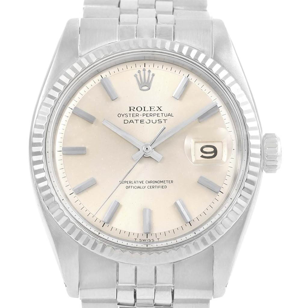 This image shows a close-up front view of the Rolex Vintage Collection 1601 Men's Stainless Steel Silver Dial 1601 Men's Stainless Steel Silver Dial Datejust watch, featuring its dial, fluted bezel, and bracelet.