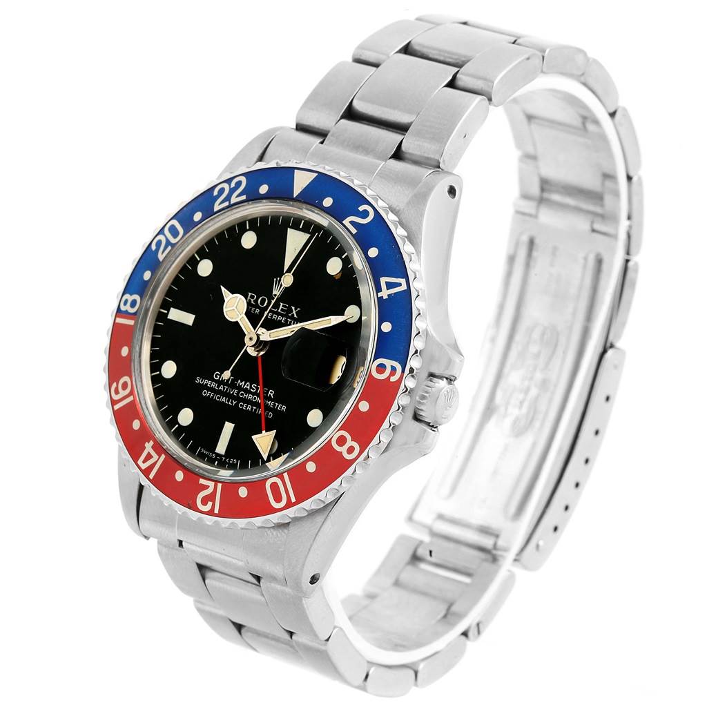 The image shows a Rolex Vintage Collection 1675 Men's Stainless Steel Black Dial 1675 Men's Stainless Steel Black Dial GMT-Master watch with a stainless steel bracelet and a red and blue bezel from a front angle.