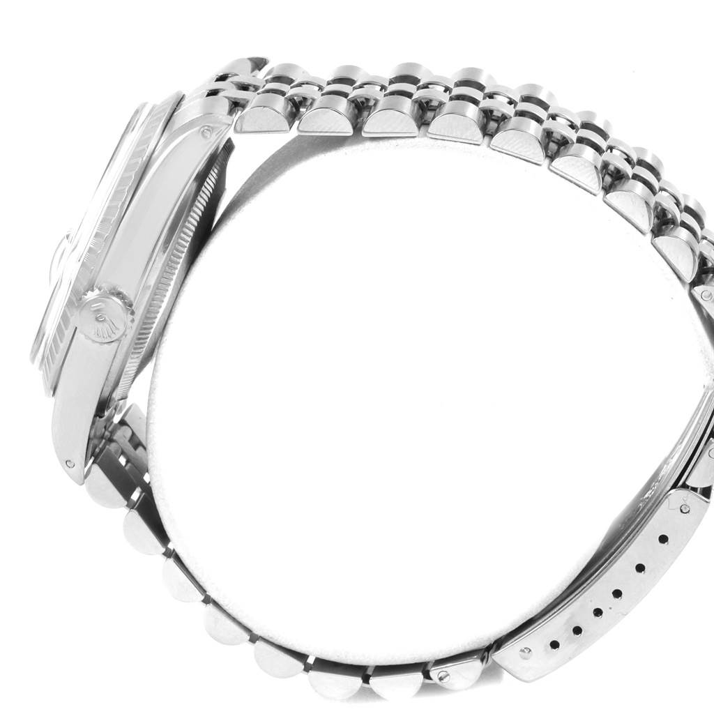 This image shows a side view of the Rolex Vintage Collection 16030 Men's Stainless Steel Black Dial 16030 Men's Stainless Steel Black Dial watch, highlighting the bracelet and watch case.