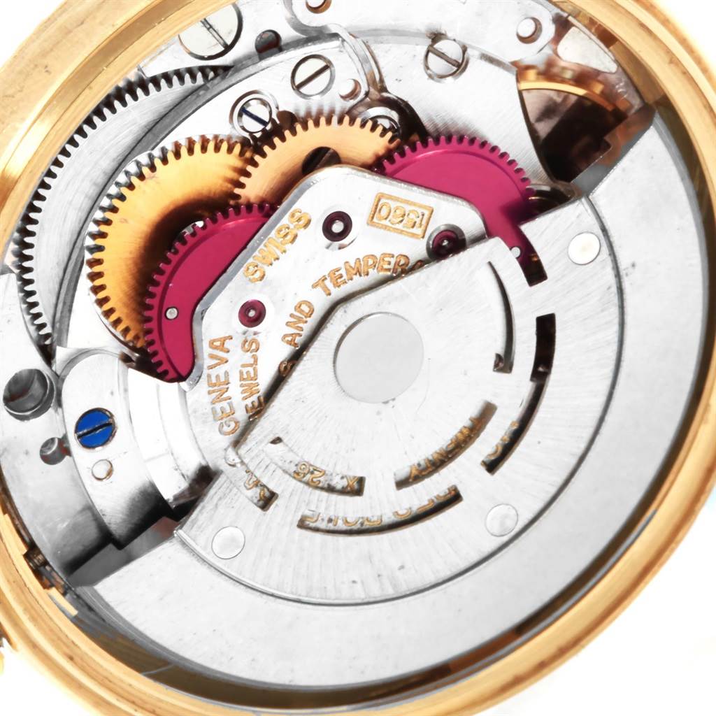 This image shows the internal mechanism and movement of a Rolex Vintage Collection 1500 Men
s Yellow Gold Silver Dial 1500 Men
s Yellow Gold Silver Dial watch from the back.