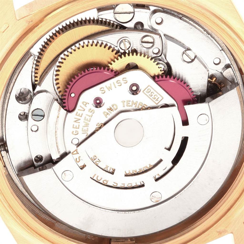 This image shows the internal movement and gears of the Rolex Vintage Collection 1803 Men
s Yellow Gold Silver Dial 1803 Men
s Yellow Gold Silver Dial model from a top-down angle.