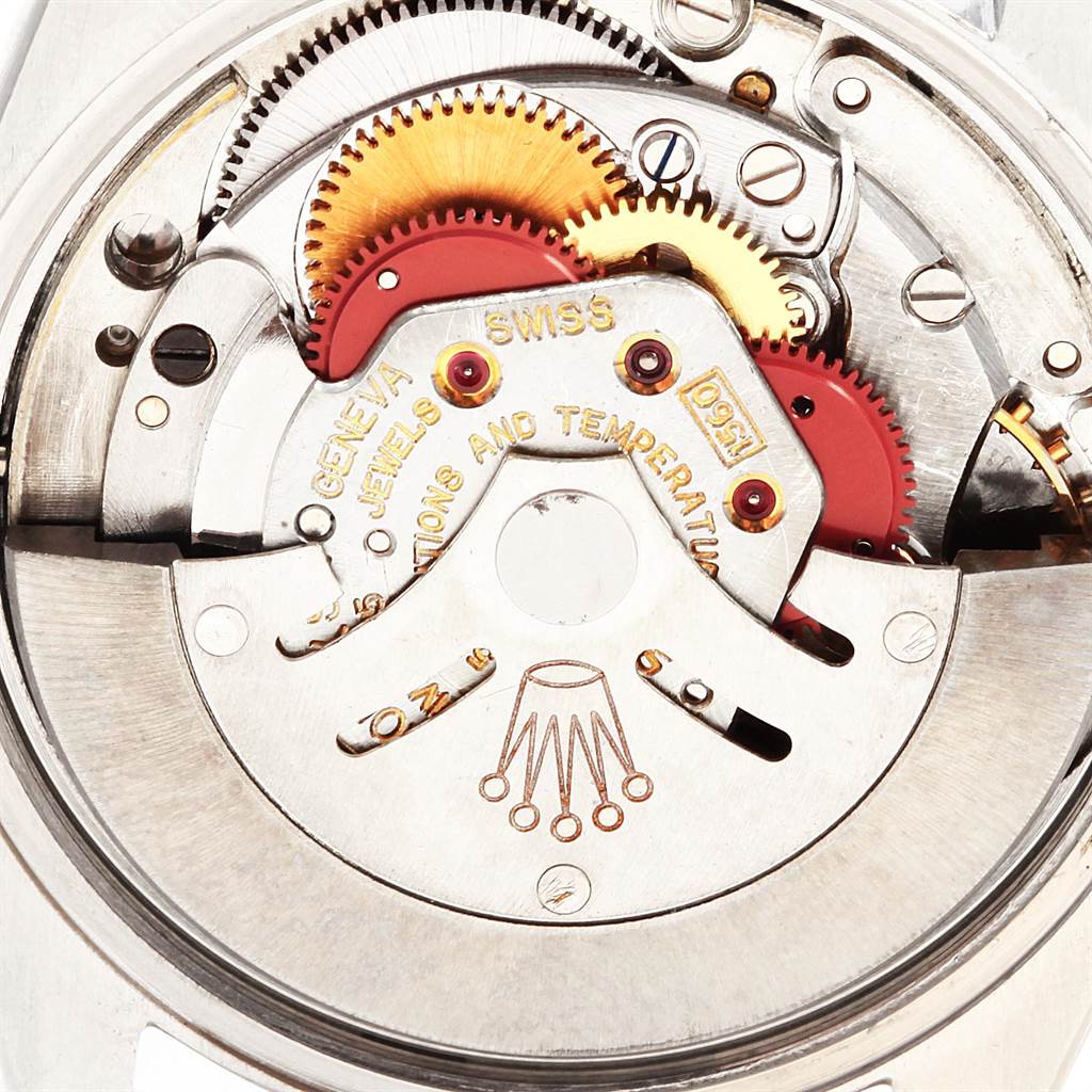 The image shows the internal mechanical movement of the Vintage Collection model by Rolex viewed from the back.
