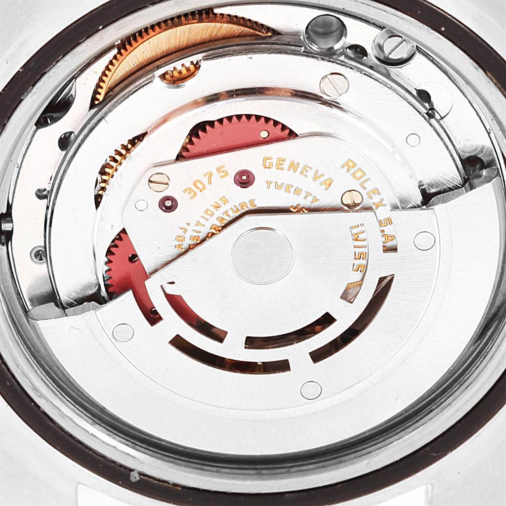 This image shows the inner movement mechanism of the Vintage Collection model by Rolex from an overhead angle.