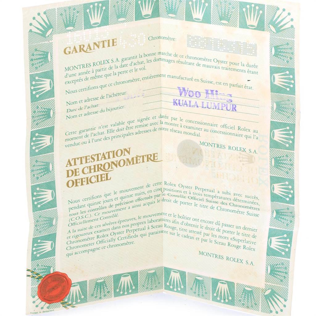 The image shows a warranty certificate for the Rolex Vintage Collection 16013 Men's Stainless Steel Champagne Dial 16013 Men's Stainless Steel Champagne Dial model, with text in French and a green border with Rolex logos.