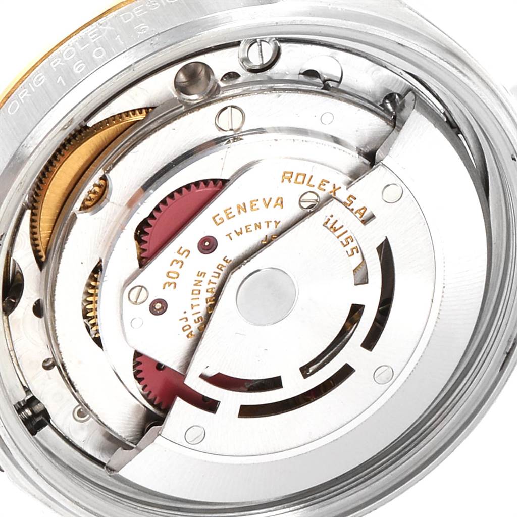 The image shows the internal mechanical movement of the Vintage Collection model by Rolex, viewed from the back.