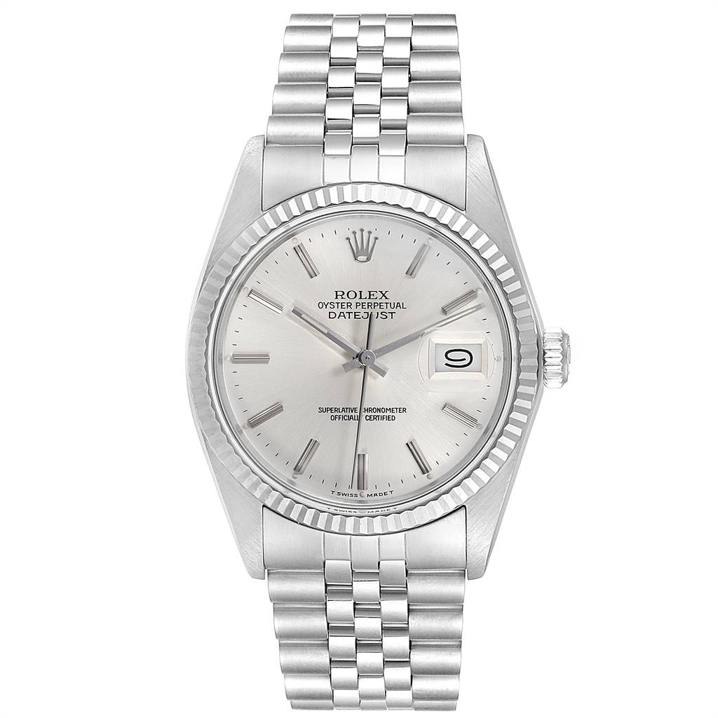 The watch is shown from a front angle, displaying the full face, bezel, crown, and bracelet; it is the Vintage Collection model by Rolex.