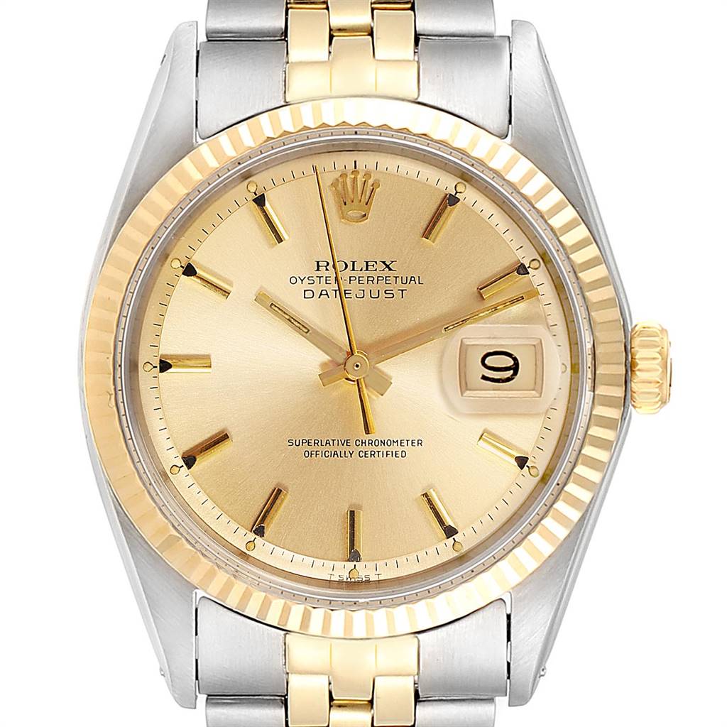 The image shows a close-up of the Rolex Oyster Perpetual Datejust Vintage Collection watch, focusing on its dial, bezel, and part of its bracelet.