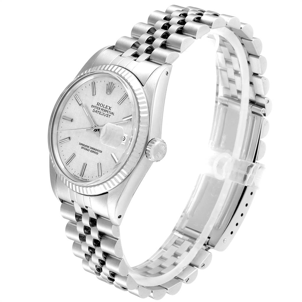 The image shows a side angle of the Rolex Datejust Vintage Collection watch, highlighting the bracelet and dial.
