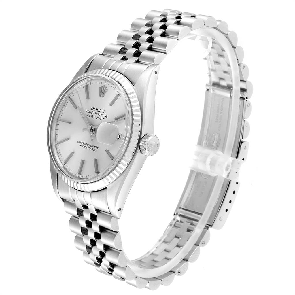 This image shows the front and side view of a Rolex Vintage Collection 16014 Men
s Stainless Steel Silver Dial 16014 Men
s Stainless Steel Silver Dial model watch, highlighting the face and bracelet.