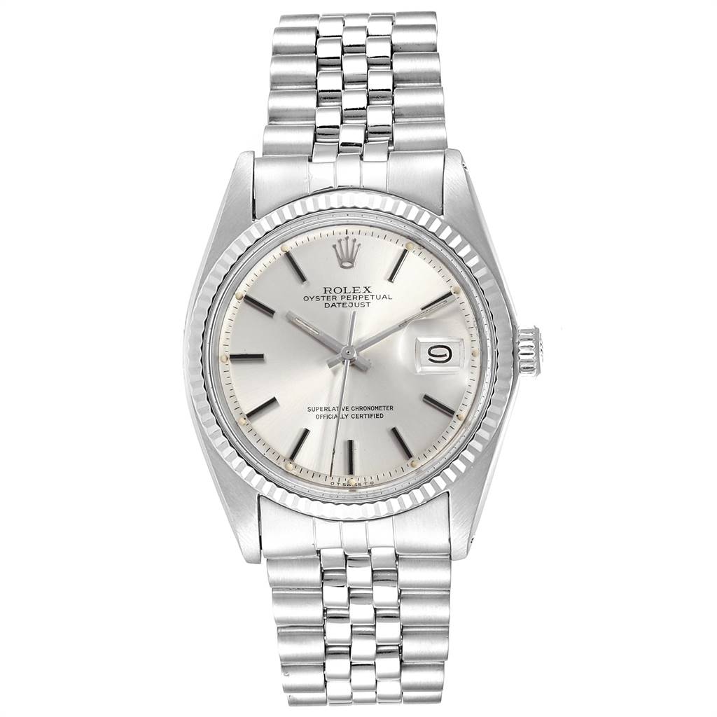 The image shows a front view of the Rolex Vintage Collection 1601 Men
s Stainless Steel Silver Dial 1601 Men
s Stainless Steel Silver Dial Oyster Perpetual Datejust watch, highlighting its face and metal band.