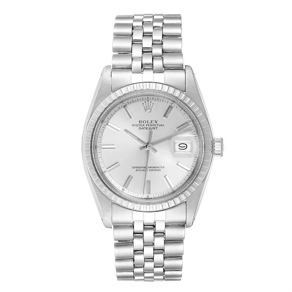 This is a front view of the Rolex Vintage Collection 1601 Men
s Stainless Steel Silver Dial 1601 Men
s Stainless Steel Silver Dial model, showcasing its face, bezel, crown, and bracelet.
