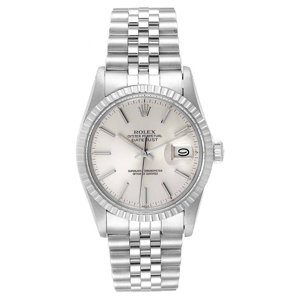 This image shows a front view of the Rolex Vintage Collection 16030 Men
s Stainless Steel Silver Dial 16030 Men
s Stainless Steel Silver Dial Datejust, featuring its watch face, bezel, and bracelet.