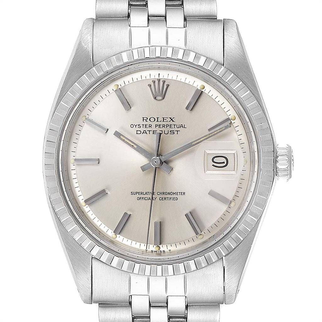 This image shows the front view of the Rolex Vintage Collection 1601 Men
s Stainless Steel Silver Dial 1601 Men
s Stainless Steel Silver Dial model, featuring its dial, bezel, bracelet, and crown.