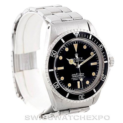 This image shows a side-front angle of a Rolex Vintage Collection 5512 Men
s Stainless Steel  5512 Men
s Stainless Steel  watch, displaying its bezel, dial, and metal bracelet.