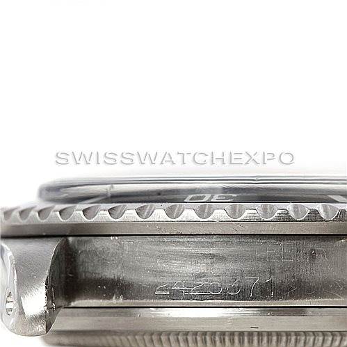 This image shows a side view of the bezel and case of a Rolex Vintage Collection 5512 Men
s Stainless Steel  5512 Men
s Stainless Steel  watch.