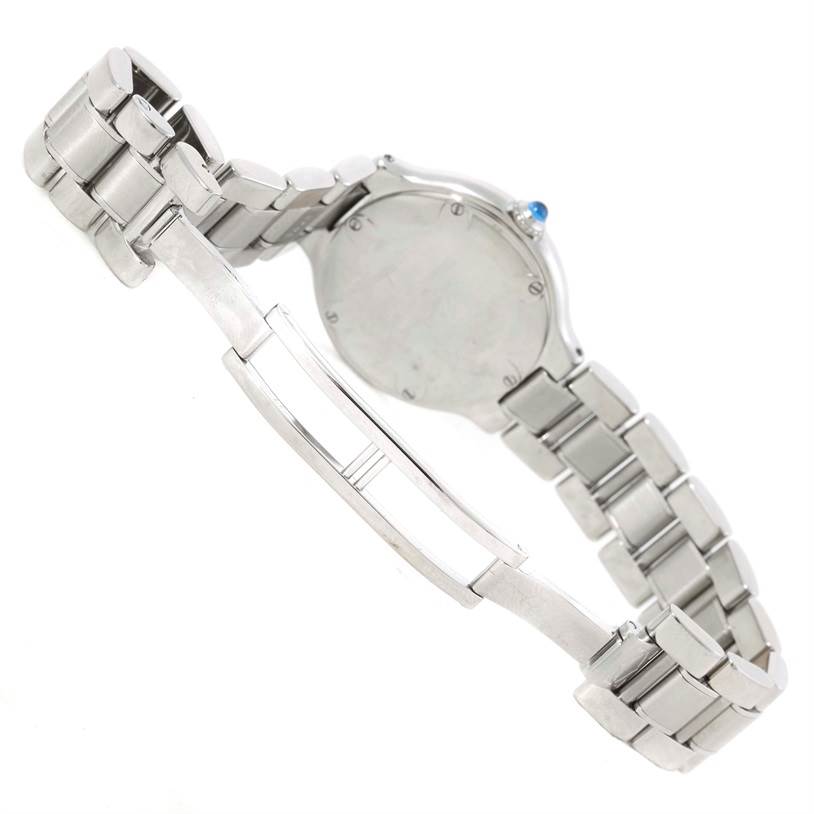 This image shows the backside view of the Cartier Must 21 W10109T2 Men
s Stainless Steel Silver Dial W10109T2 Men
s Stainless Steel Silver Dial watch, highlighting its stainless steel bracelet and clasp.