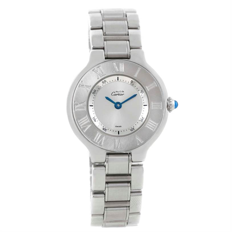 The image shows a front view of the Cartier Must 21 W10109T2 Men
s Stainless Steel Silver Dial W10109T2 Men
s Stainless Steel Silver Dial watch, highlighting the dial, bezel, and stainless steel bracelet.