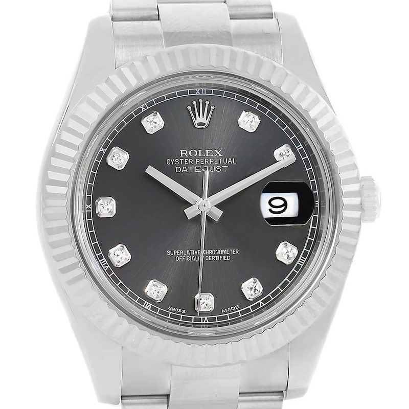 The image shows a Rolex Datejust 41 watch from the front, featuring its bezel, dial, hands, and bracelet.