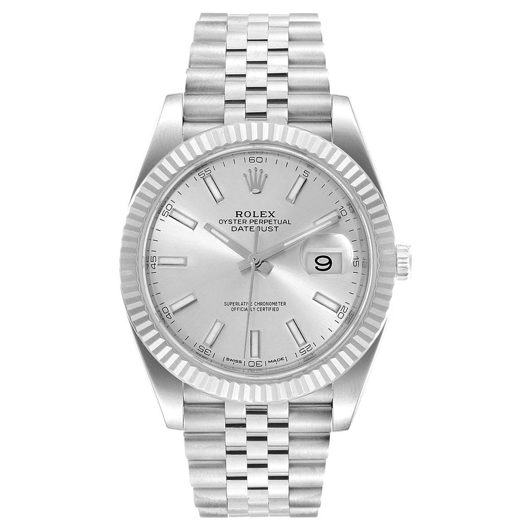 This image shows a head-on view of the Rolex Datejust 41 126334 Men
s Stainless Steel Silver Dial 126334 Men
s Stainless Steel Silver Dial watch, displaying the face, bezel, and bracelet.