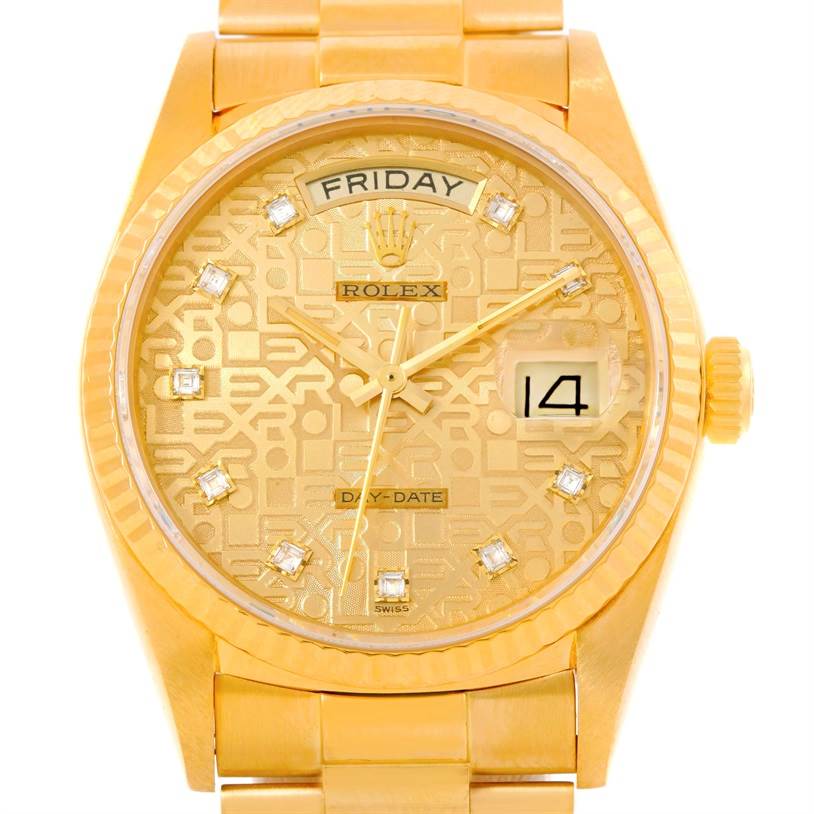 This image shows a front view of a Rolex President 18038 Men
s Yellow Gold Champagne Dial 18038 Men
s Yellow Gold Champagne Dial model watch, displaying the dial, day, date, and part of the bracelet.